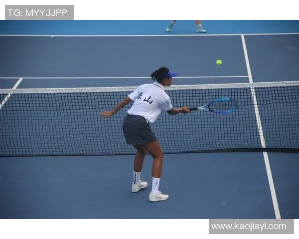 对话刘芳：回顾她的网球生涯与奋斗历程的精彩瞬间