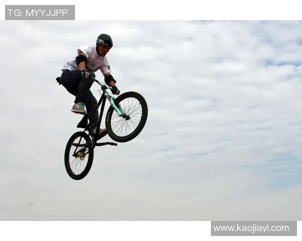 广州极限运动队与武汉极限运动队赛后状态分析与复盘探讨