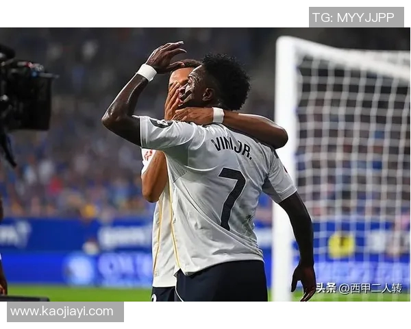 姆巴佩引领足球新时代：从天才少年到全球足坛超级巨星的成长历程